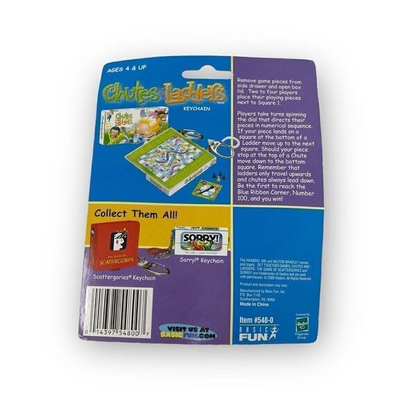 Chutes & Ladders Game Keychain Key Miniature Board 2005 Hasbro Basic Fun New - Picture 2 of 3